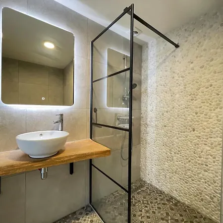 شقة De Tuinkamer *